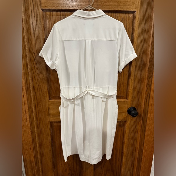 Sharagano Belted Shirt Dress. Short sleeve, button front, collared with Gold - Picture 7 of 7